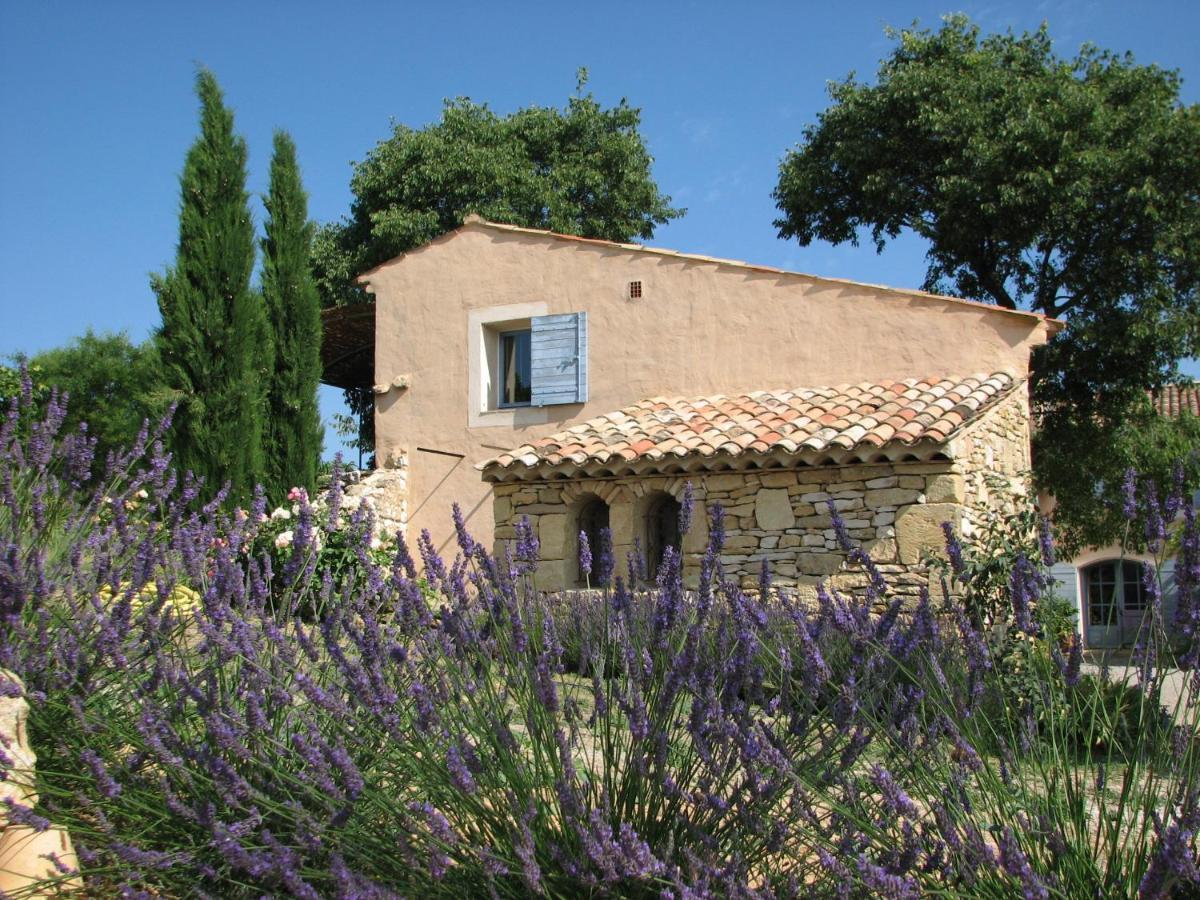 Domaine Du Coffre Pertuis Exteriör bild